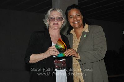 Sharon-gless-equality-florida-honors-march-16th-2014-018.jpg