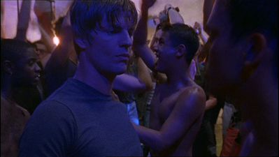 Brian-justin-1x01-0013.png