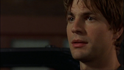 Brian-justin-1x01-0144.png