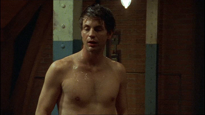 Brian-justin-1x01-0288.png