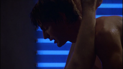 Brian-justin-1x01-1776.png