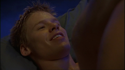 Brian-justin-1x01-1800.png