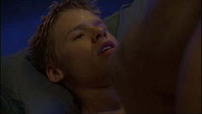 Brian-justin-1x01-1810.png
