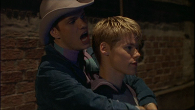 Brian-justin-1x08-0081.png