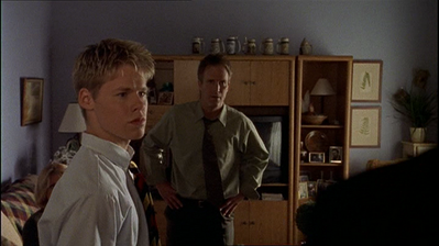 Brian-justin-1x08-1575.png