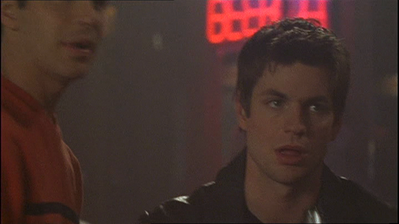 Brian-justin-1x09-0088.png