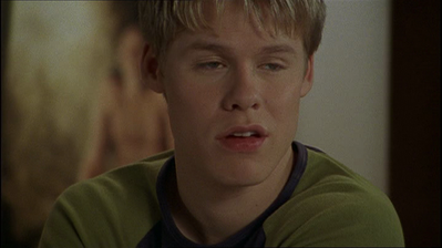 Brian-justin-1x09-0289.png