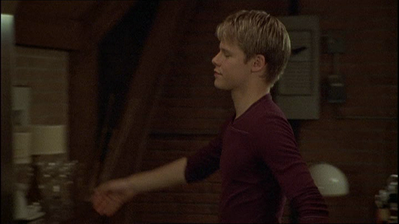 Brian-justin-1x10-0094.png