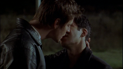 Brian-justin-1x10-1300.png