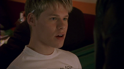 Brian-justin-1x12-0611.png