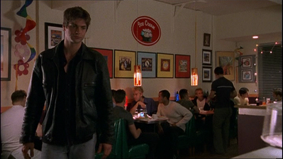 Brian-justin-1x12-0641.png