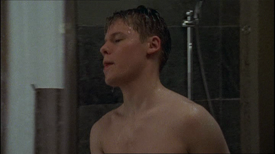 Brian-justin-1x15-0003.png