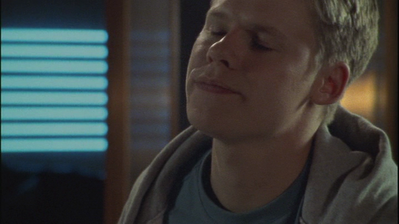 Brian-justin-2x01-1025.png