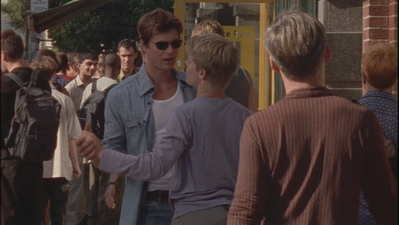 Brian-justin-2x03-0830.png