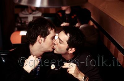 Queer-as-folk-episode-stills-3x02-008.jpg