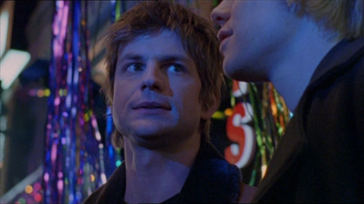 Brian-justin-3x14-1217.png