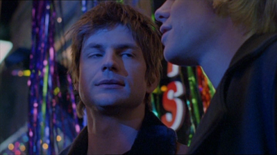 Brian-justin-3x14-1219.png