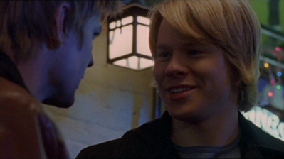 Brian-justin-3x14-1304.png