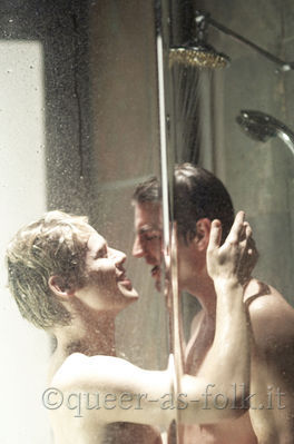 Queer-as-folk-episode-stills-5x12-002.jpg