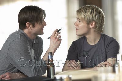 Queer-as-folk-episode-stills-5x12-006.jpg
